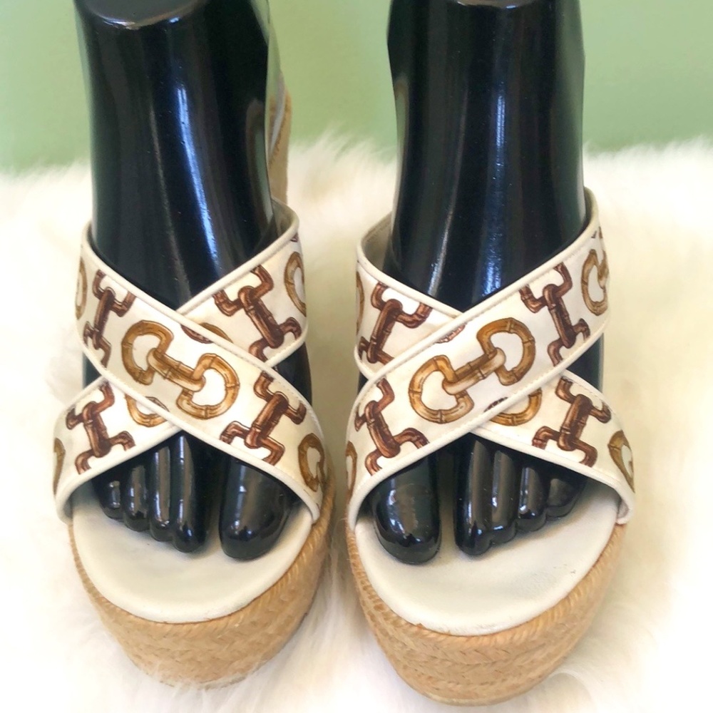 Gucci White Leather Espadrille Wedge Sandals with Brown Logo Trim - Picture 3 of 12